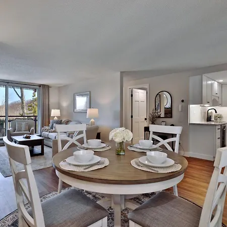 Experience The Ultimate Vermont Getaway At Our Cozy 1Br, 1Ba Ski-In Ski-Out Condo In Sunrise Village